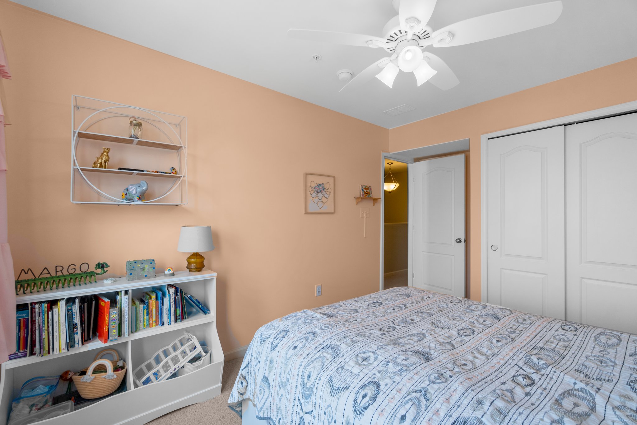 17. Upper bedroom.jpg