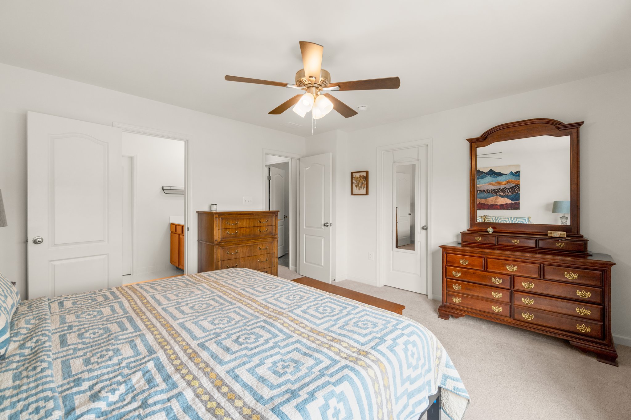 24. Upper bedroom.jpg