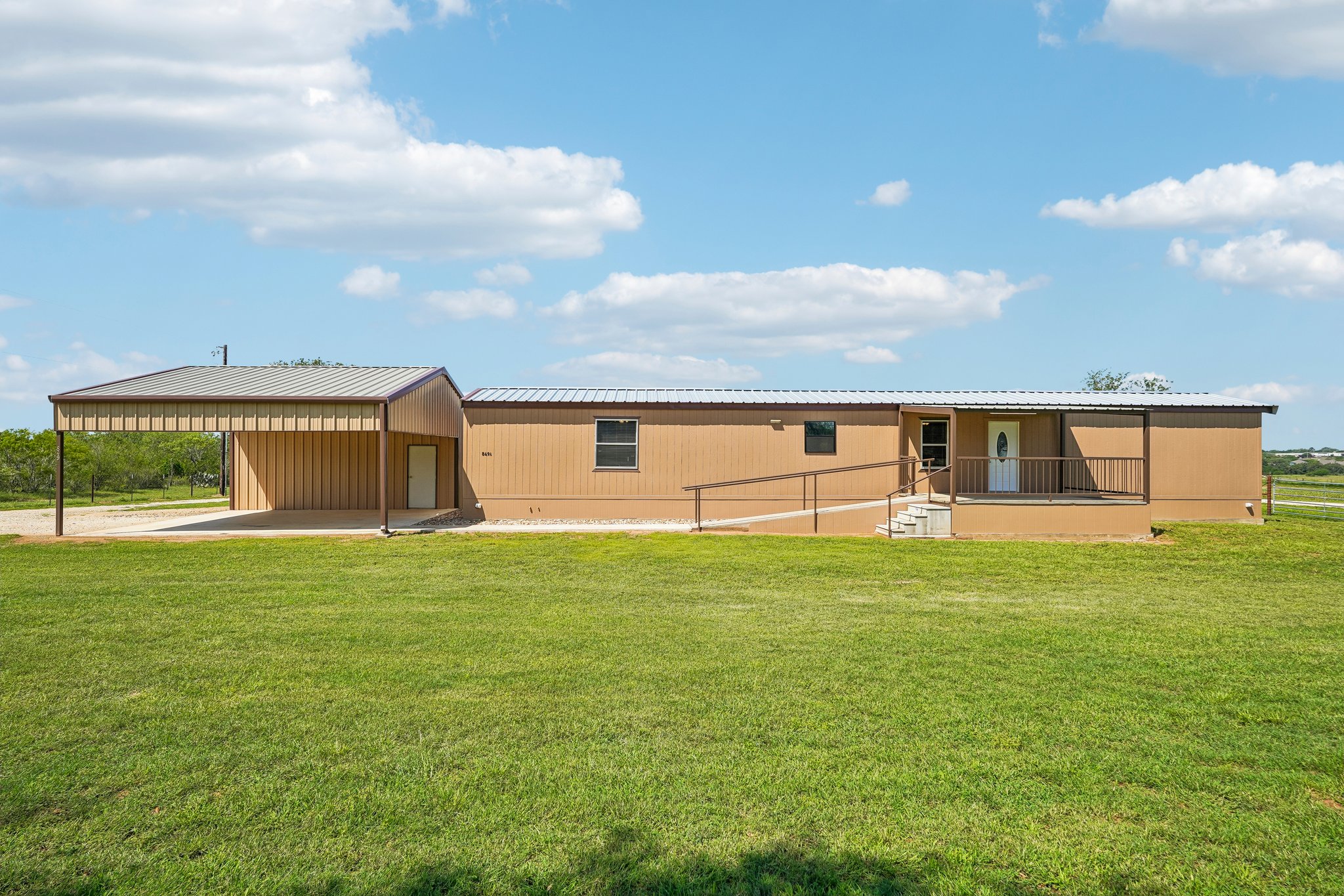 849 County Rd 302 a, Floresville, TX 78114, USA