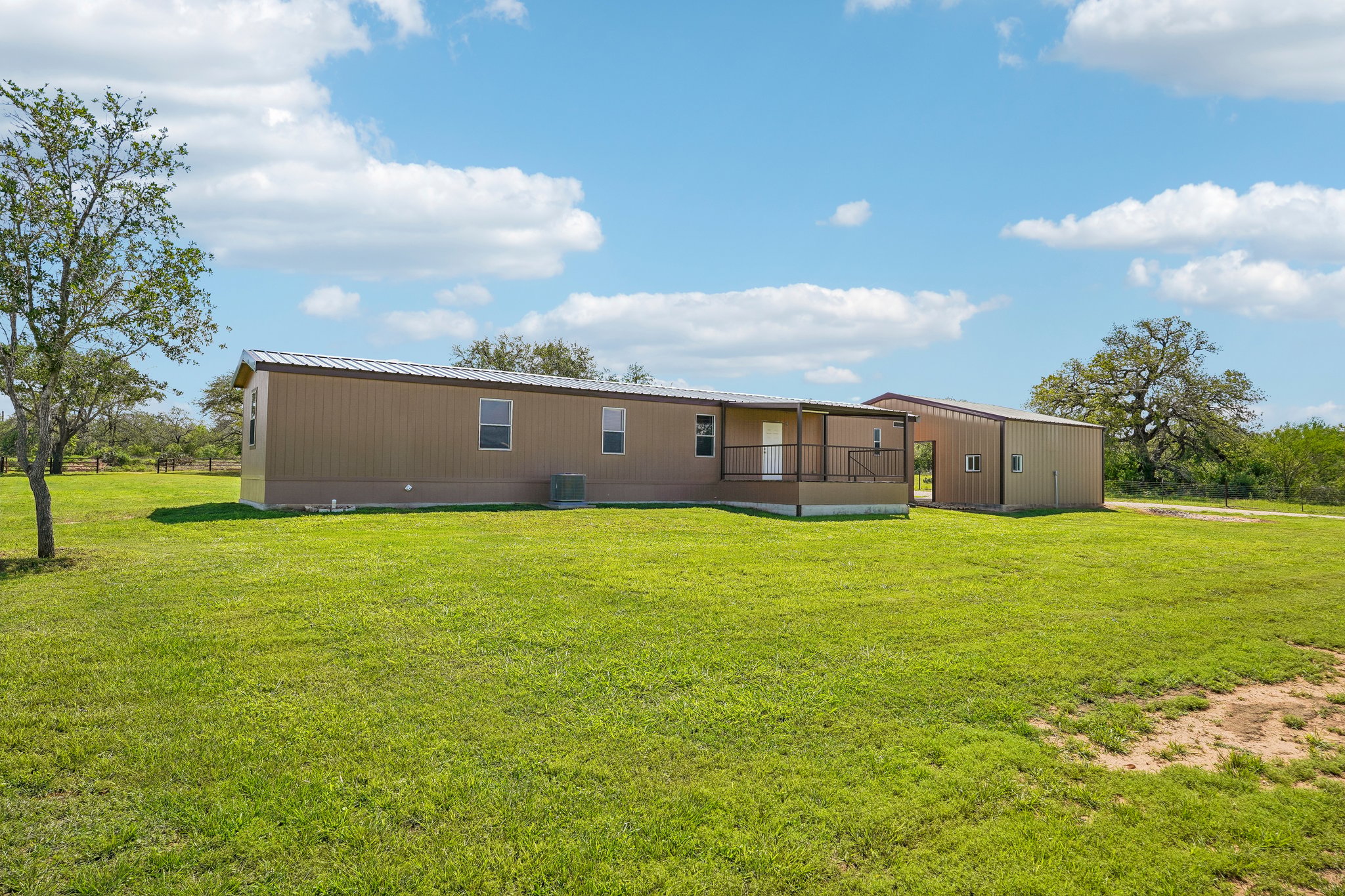 County Rd 302 a-S1305-003.jpg