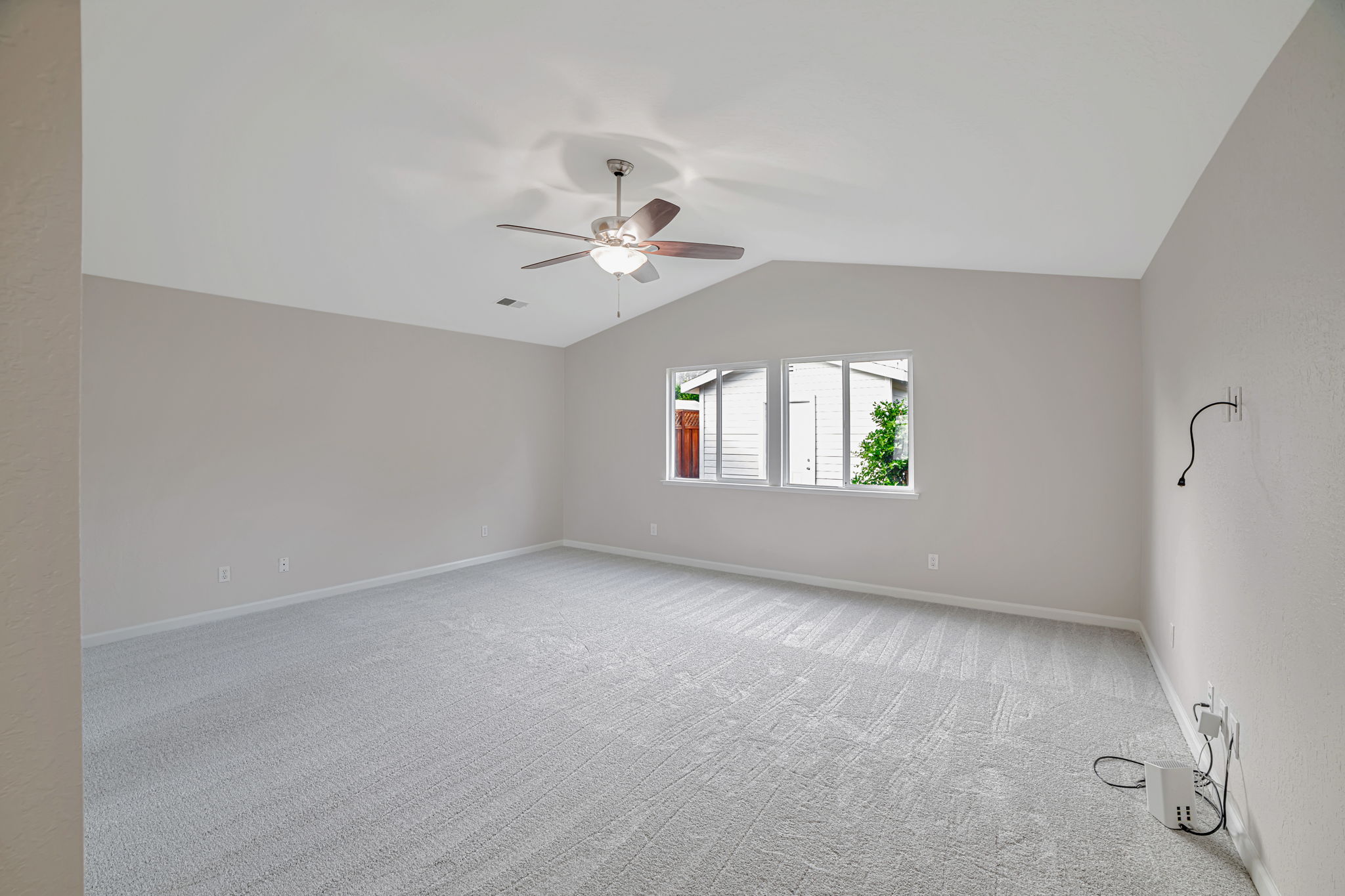 013_849 Hanover St 