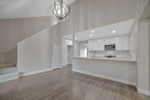 011_849 Hanover St 