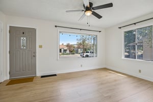 W Montague Ave-S1504-004.jpg