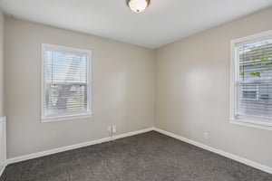 W Montague Ave-S1504-014.jpg