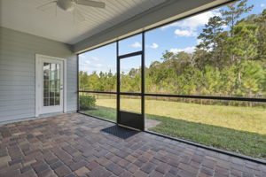 Screened-in Porch