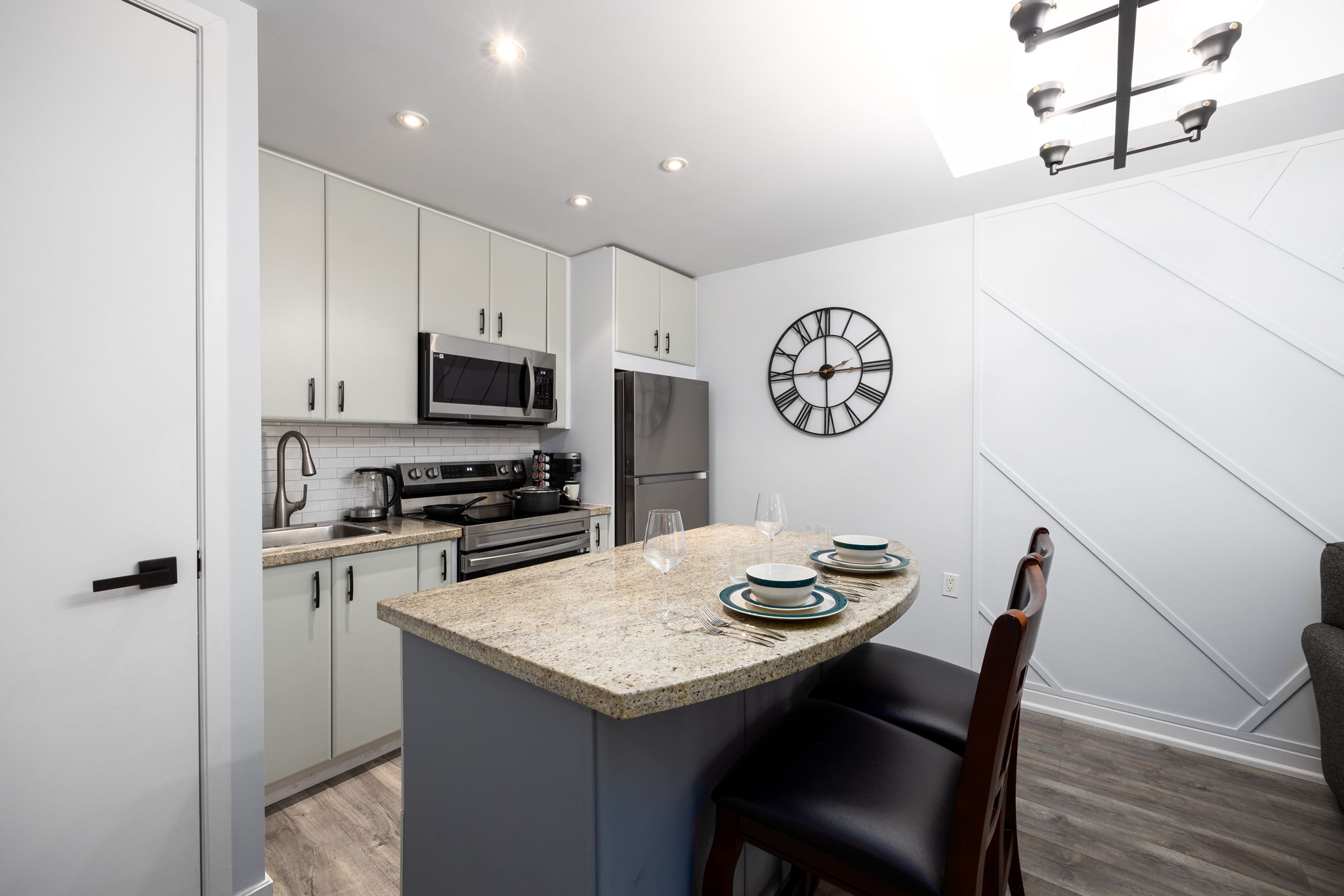 Toronto property showcase — delivered property photograph 4