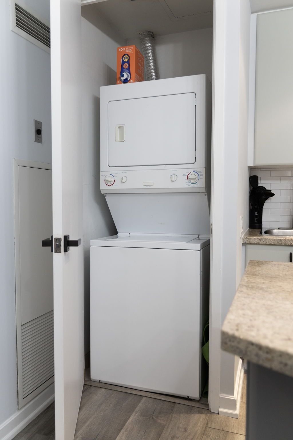 Toronto property showcase — delivered property photograph 12