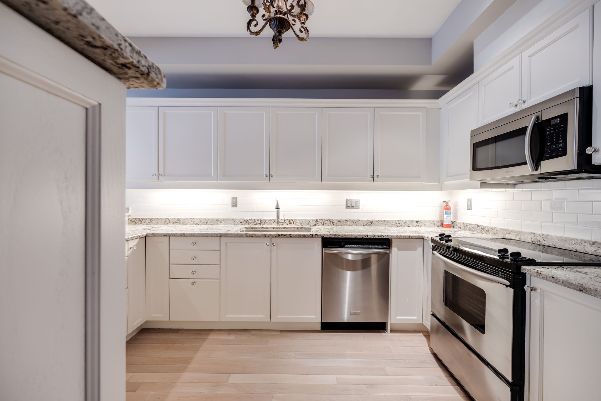 Mississauga property showcase — delivered property photograph 6