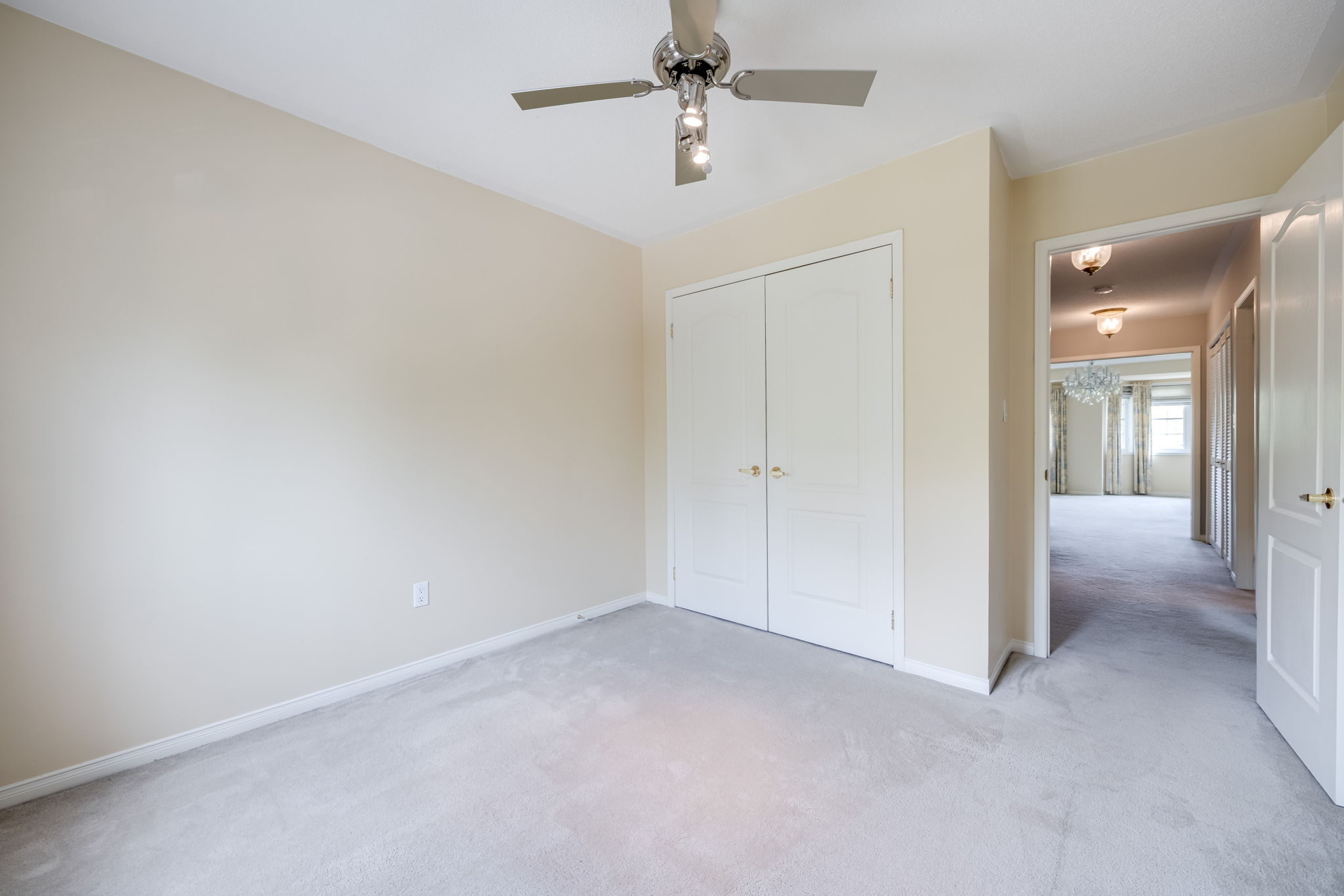 Mississauga property showcase — delivered property photograph 17