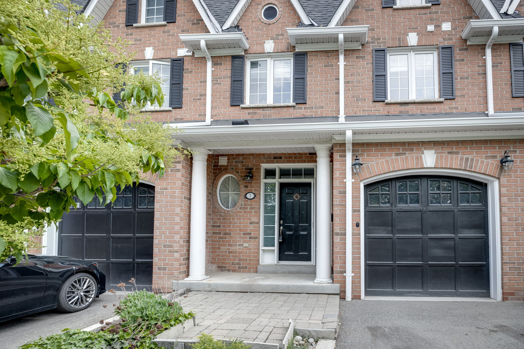 Mississauga property showcase — delivered property photograph 2