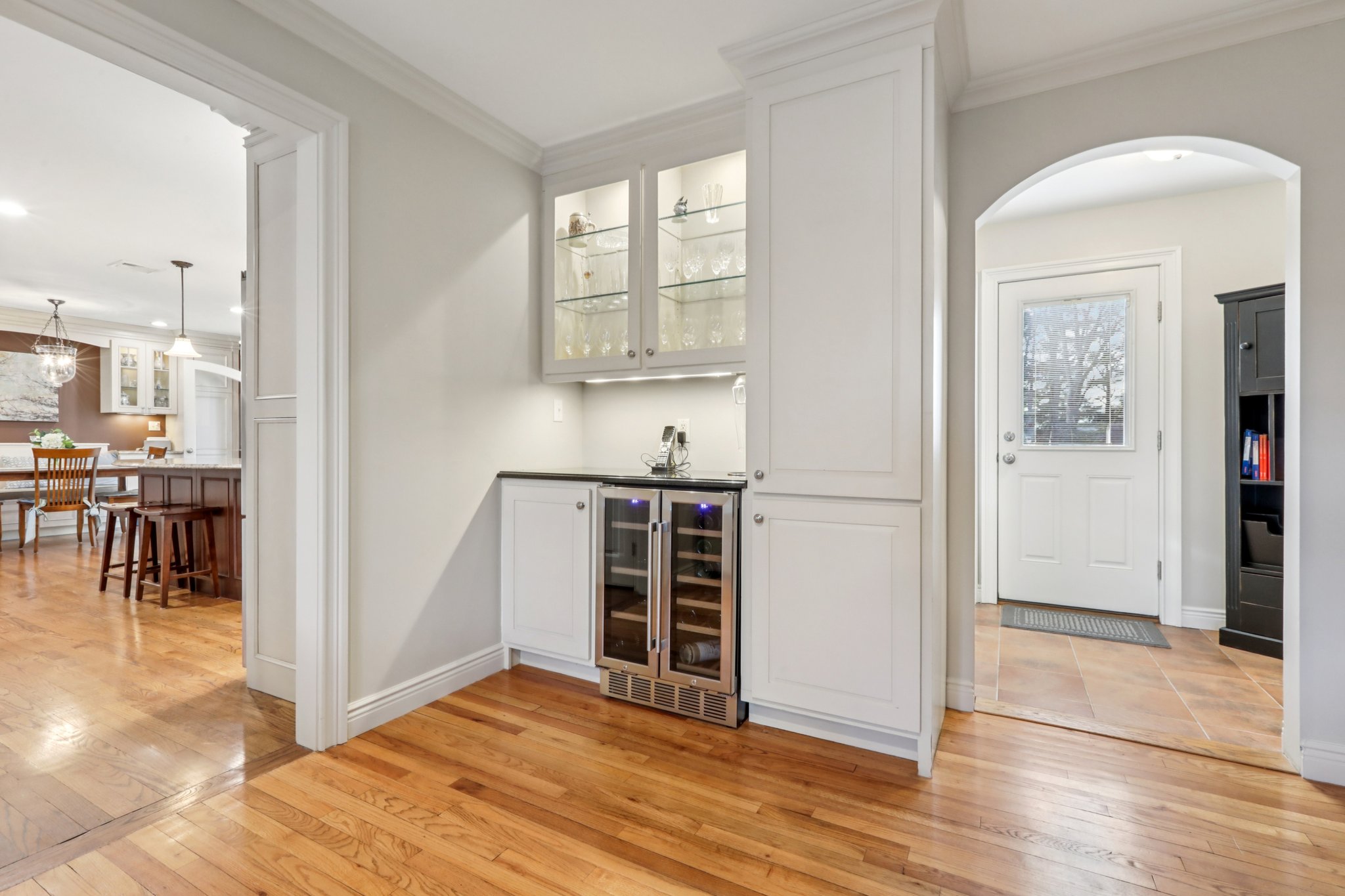 Cottage Ln-S2312-015.jpg