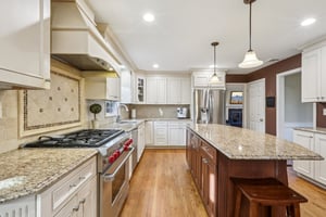 Cottage Ln-S2312-027.jpg