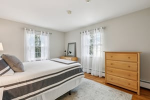 Cottage Ln-S2312-038.jpg