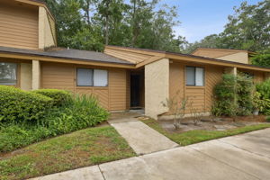 Welcome to 85 Debarry Ave 2032