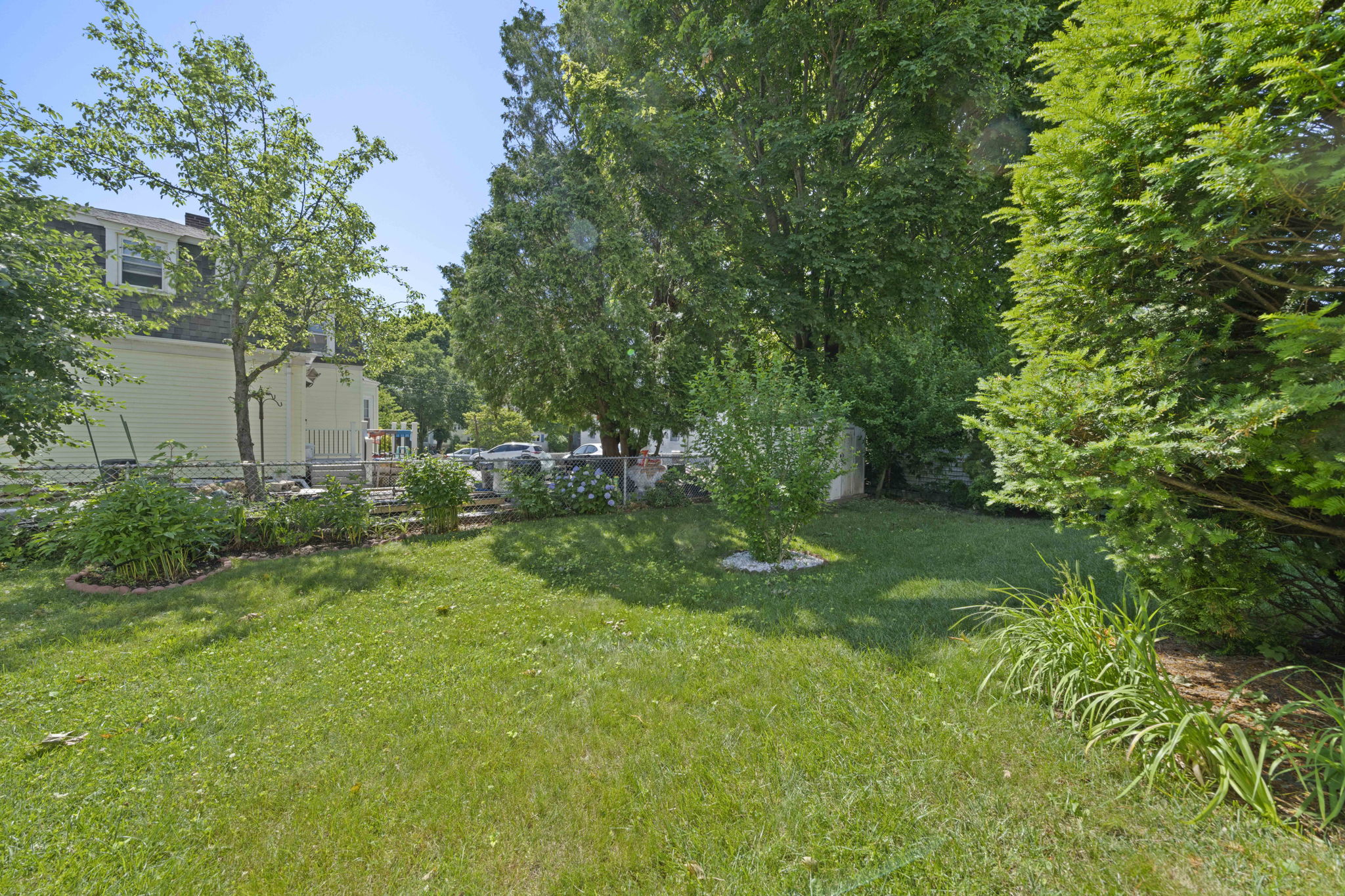  Photo 25
