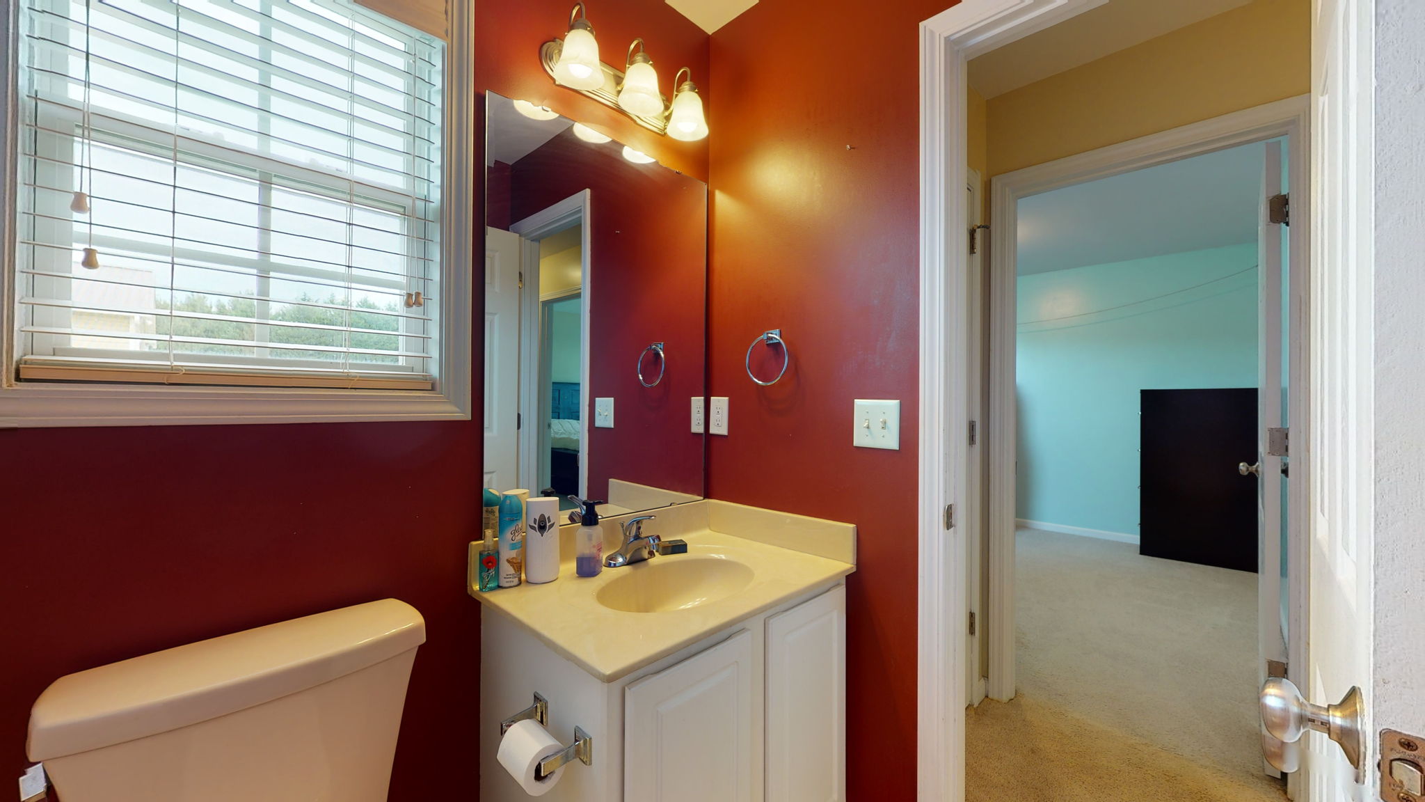  Photo 40