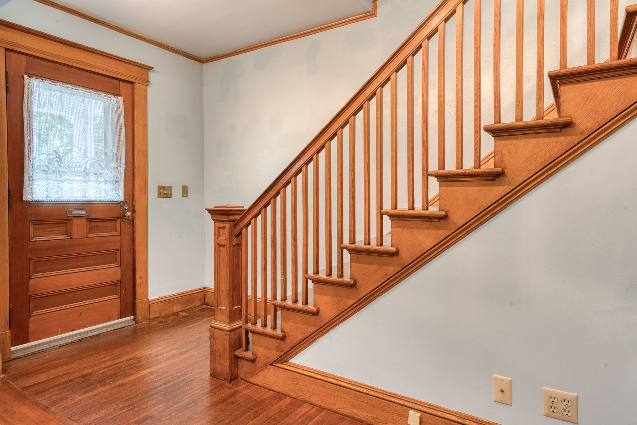 Going up to the 2nd Floor