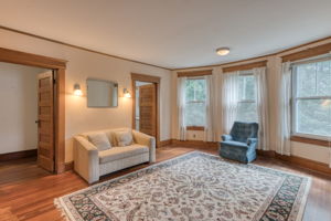 2nd Floor Living Room