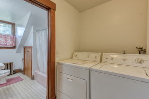 3rd Floor Washer Dryer by Entry to Bathroom