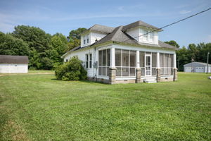 Photo 0