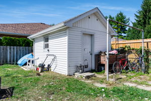  Photo 44