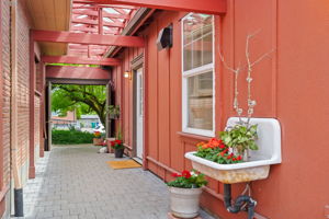  Photo 44