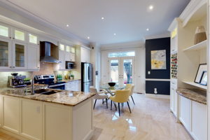 Kitchen/Breakfast Area