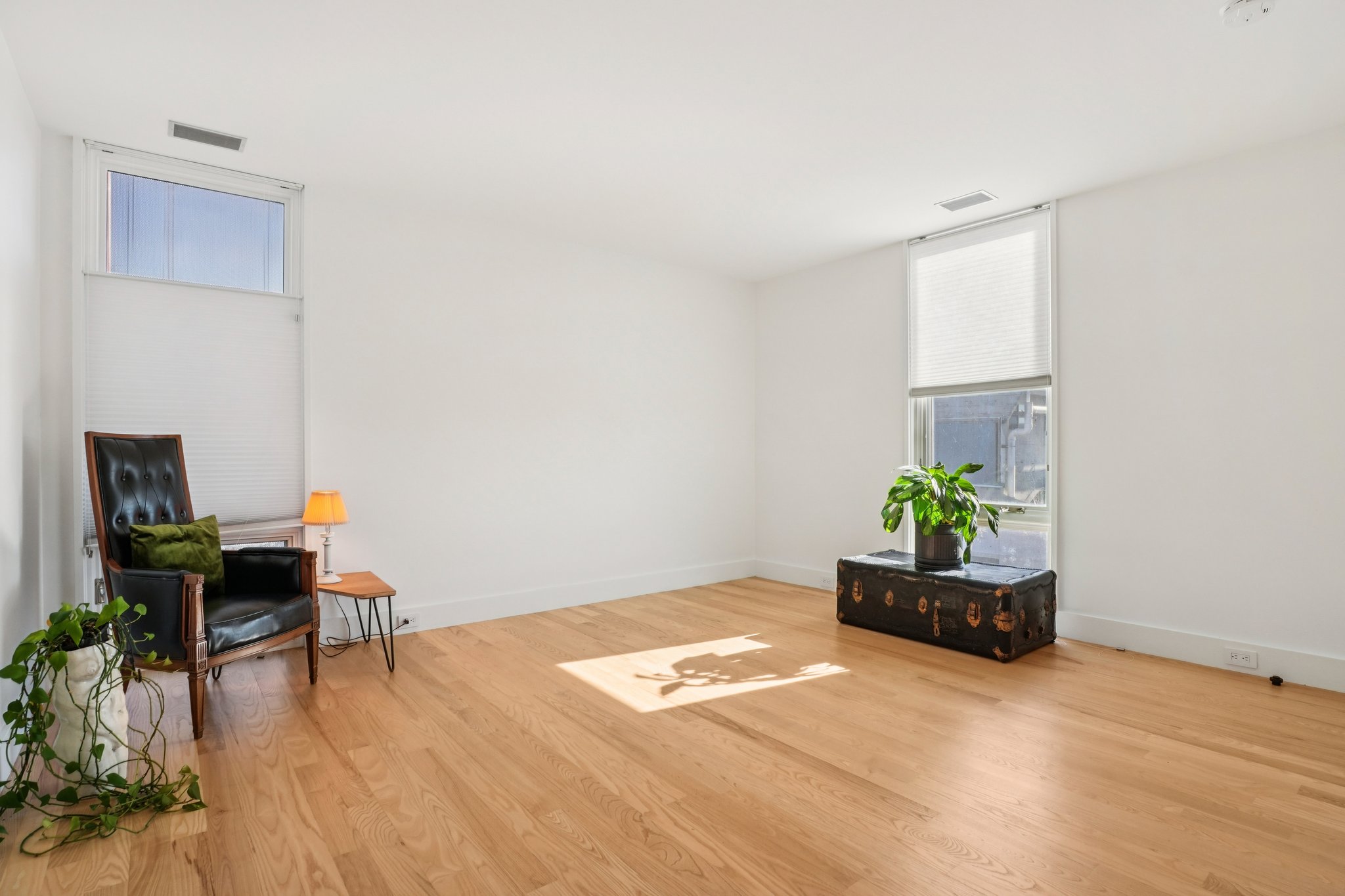 S Elati St-S2001-044.jpg