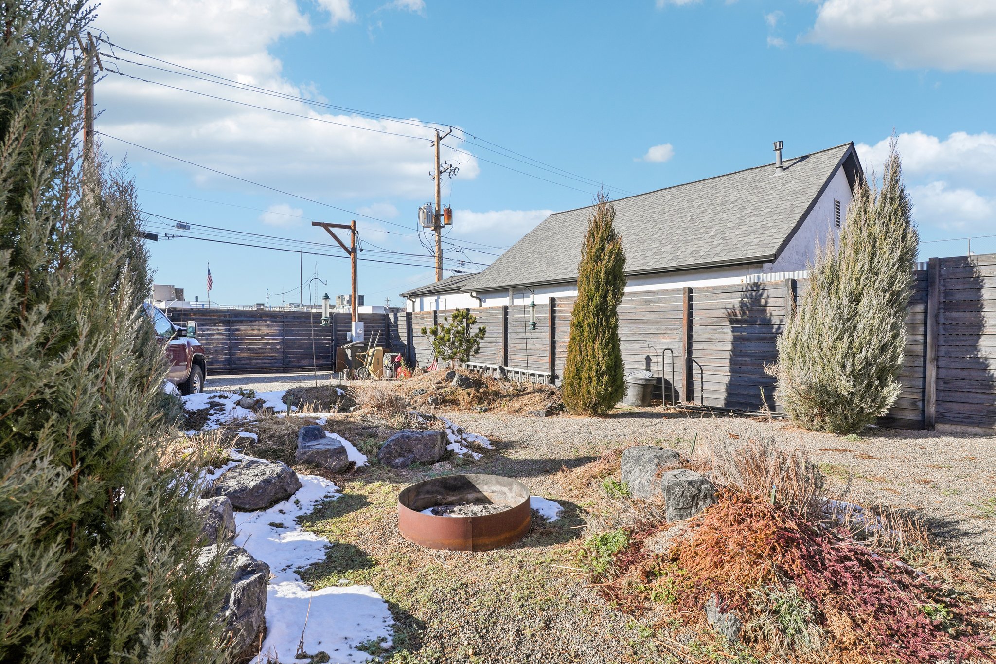 S Elati St-S2001-060.jpg