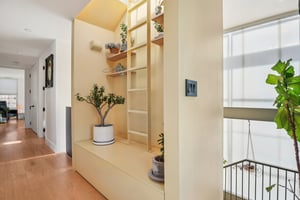 S Elati St-S2001-030.jpg