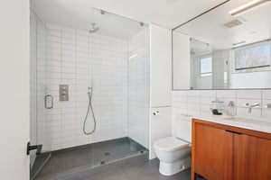 S Elati St-S2001-039.jpg