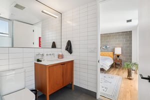 S Elati St-S2001-040.jpg