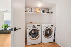 S Elati St-S2001-043.jpg