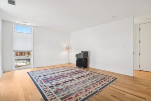 S Elati St-S2001-049.jpg