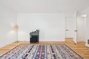 S Elati St-S2001-050.jpg