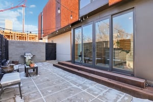 S Elati St-S2001-057.jpg