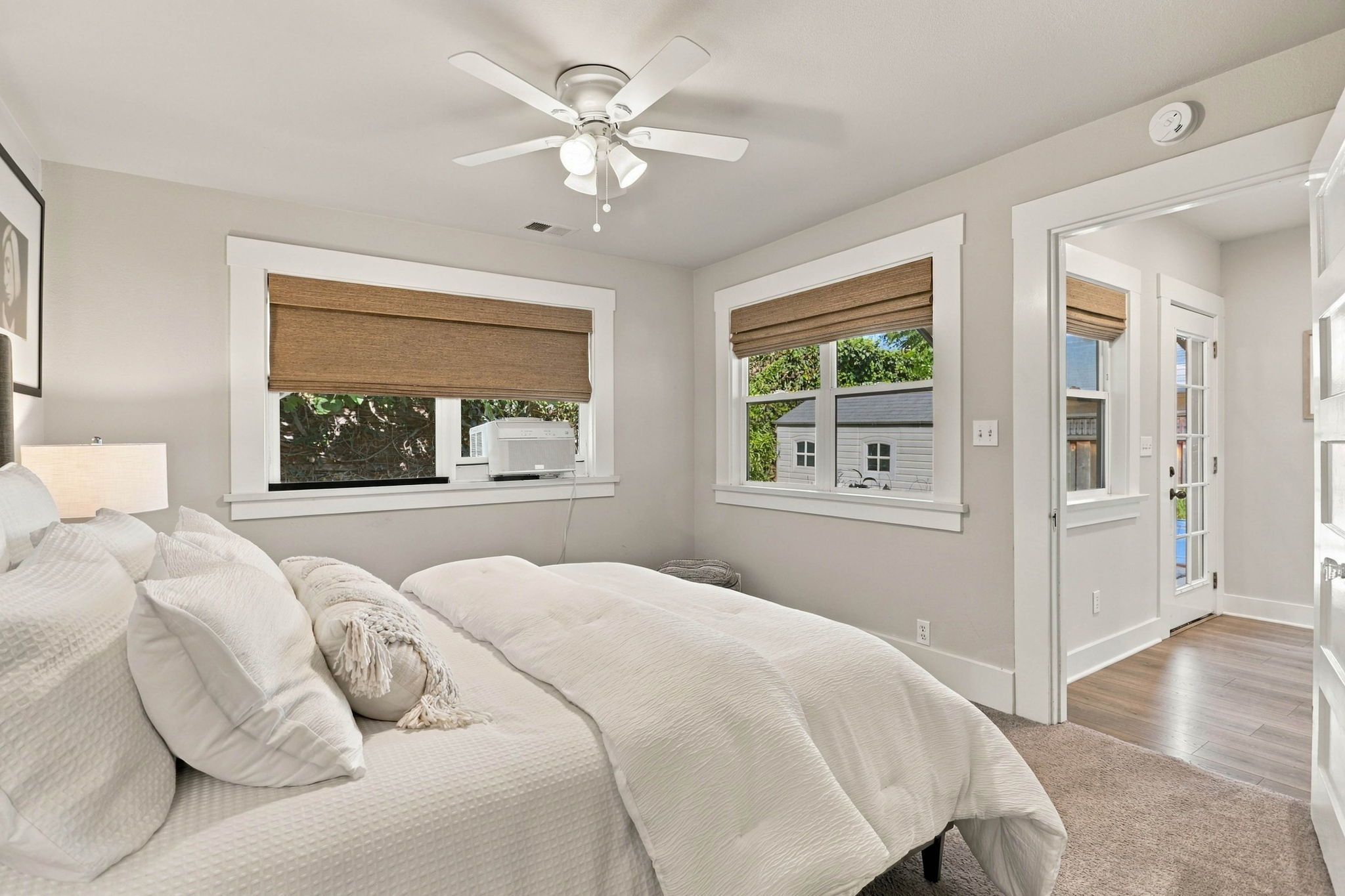 024_F8_85 S Keeble Ave