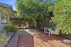 029_F8_85 S Keeble Ave
