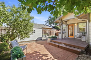 032_F8_85 S Keeble Ave
