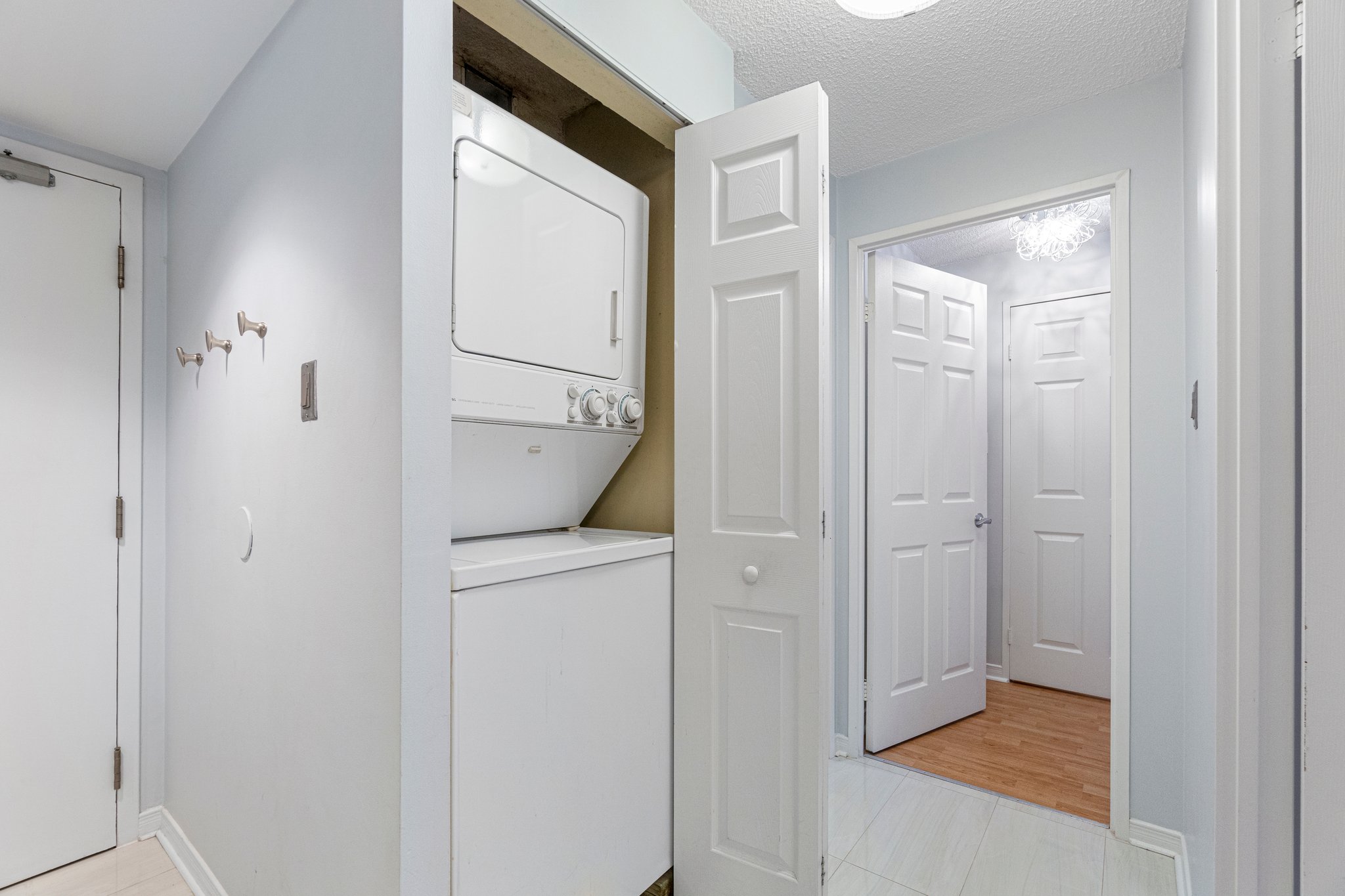 Toronto property showcase — delivered property photograph 13