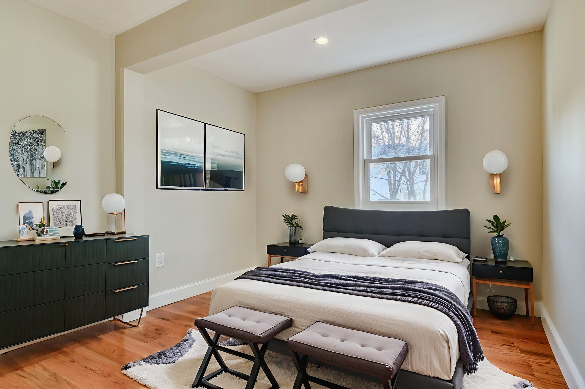 DSC_5321_42 virtually staged.jpeg