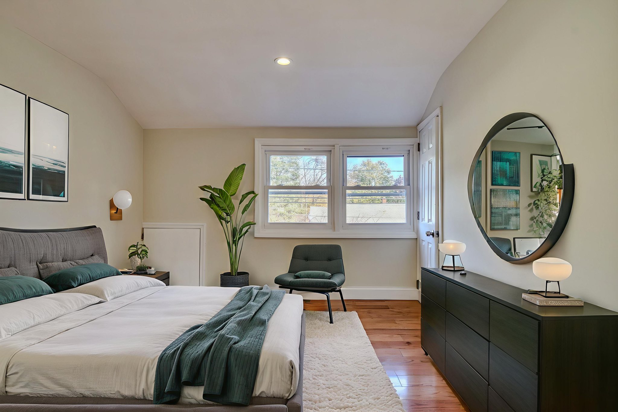 DSC_5345_50 virtually staged.jpeg