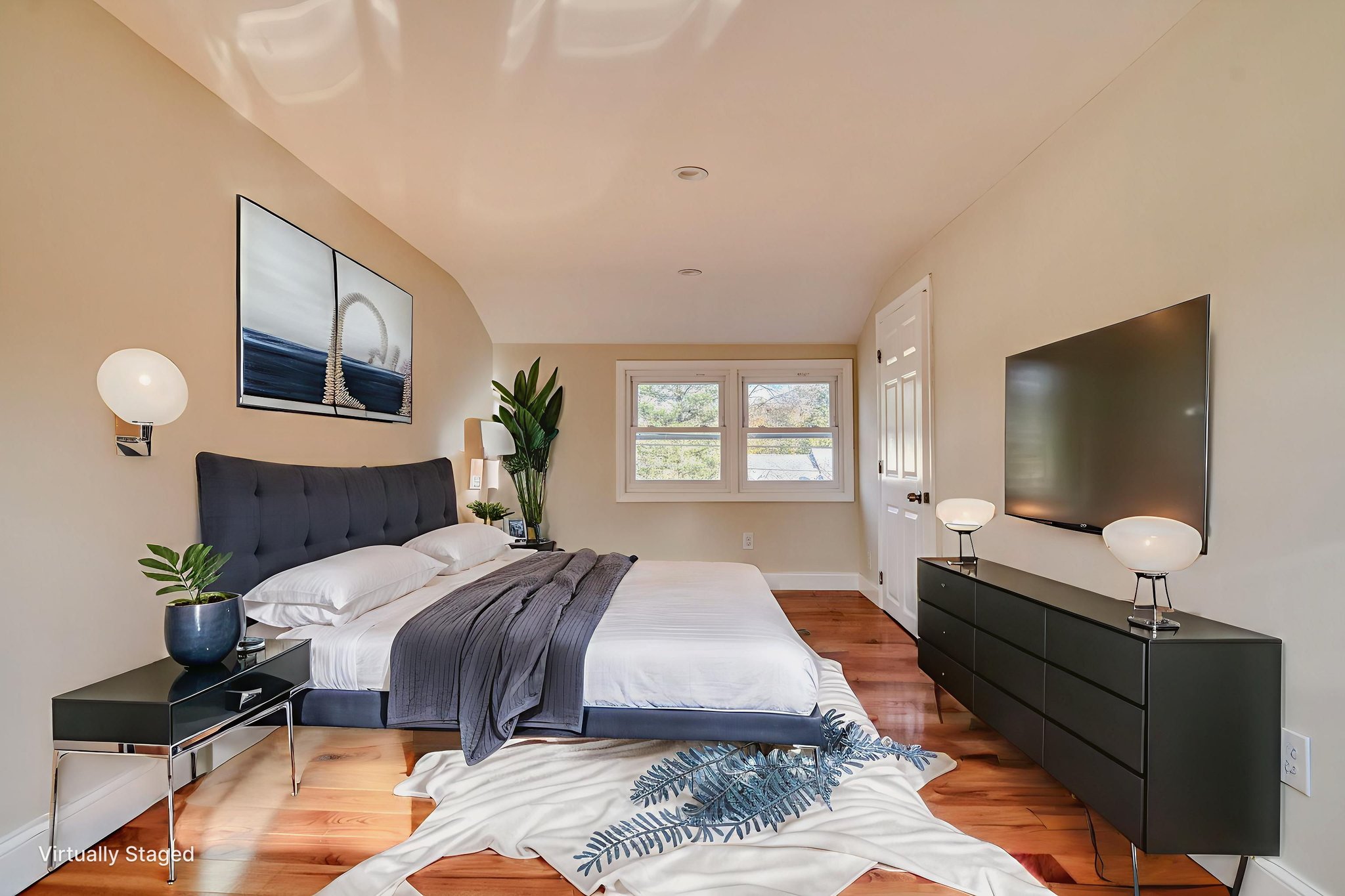 DSC_5354_53 virtually staged.jpeg