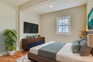 DSC_5321_42 virtually staged.jpeg