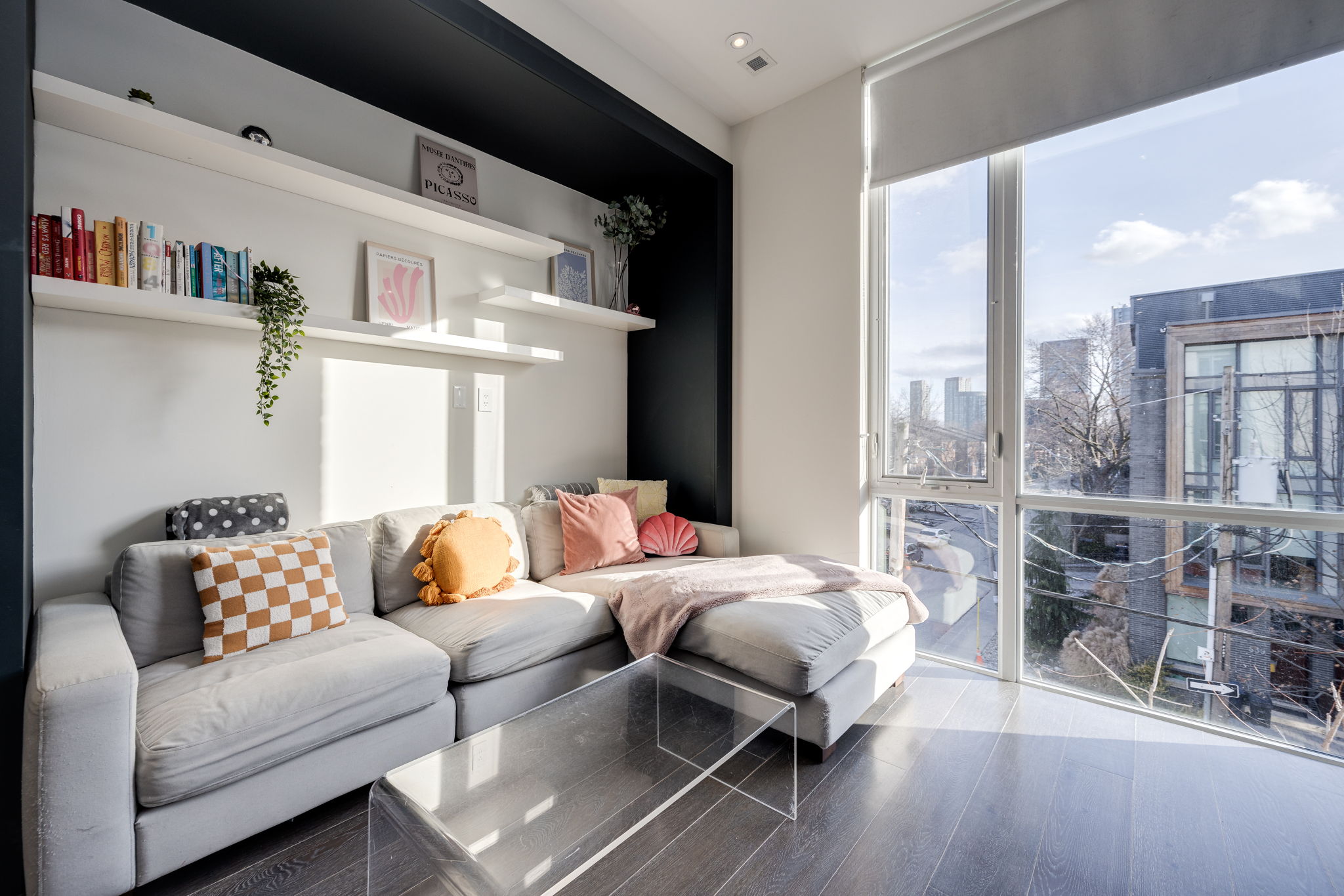 Toronto property showcase — delivered property photograph 6