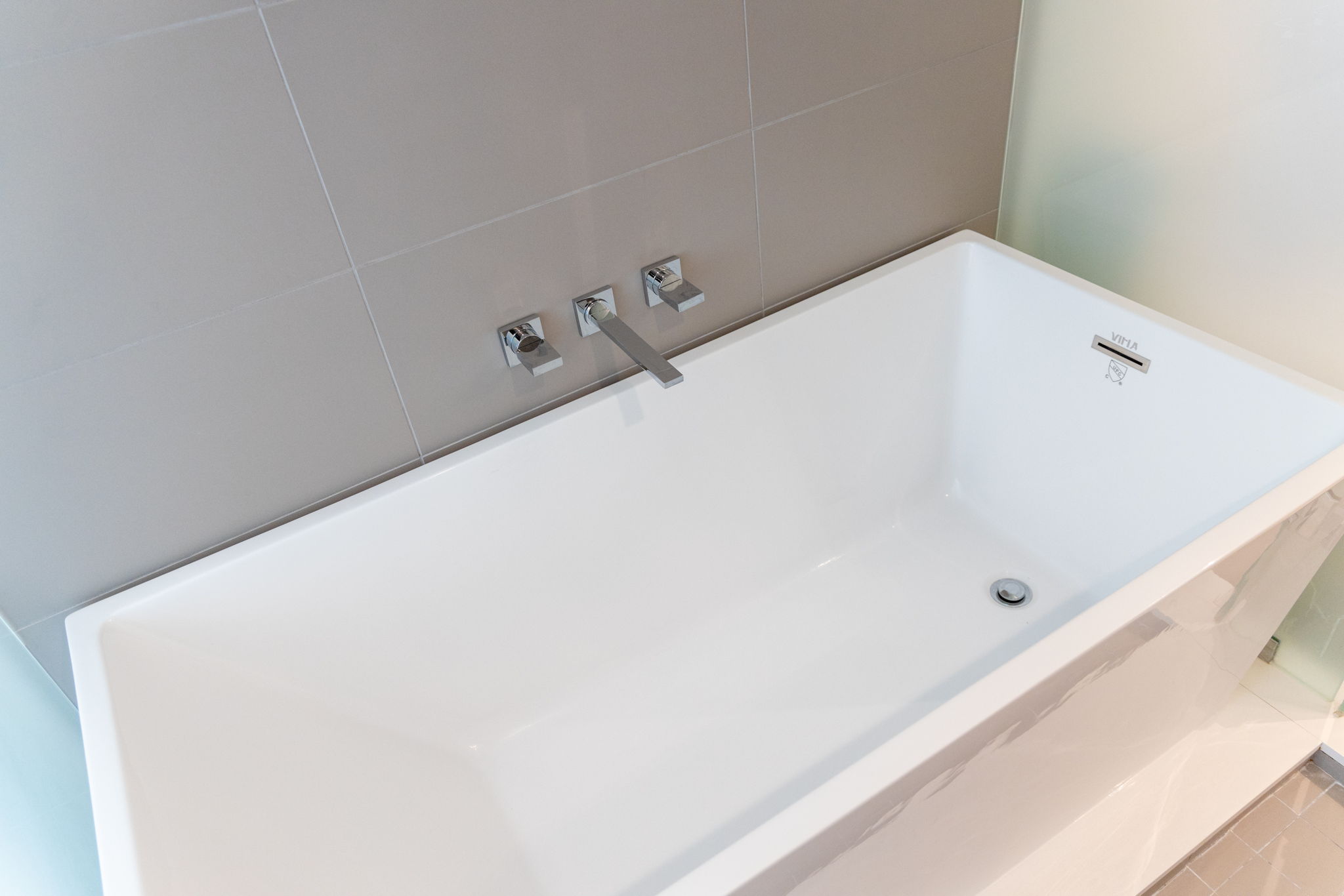 Toronto property showcase — delivered property photograph 32