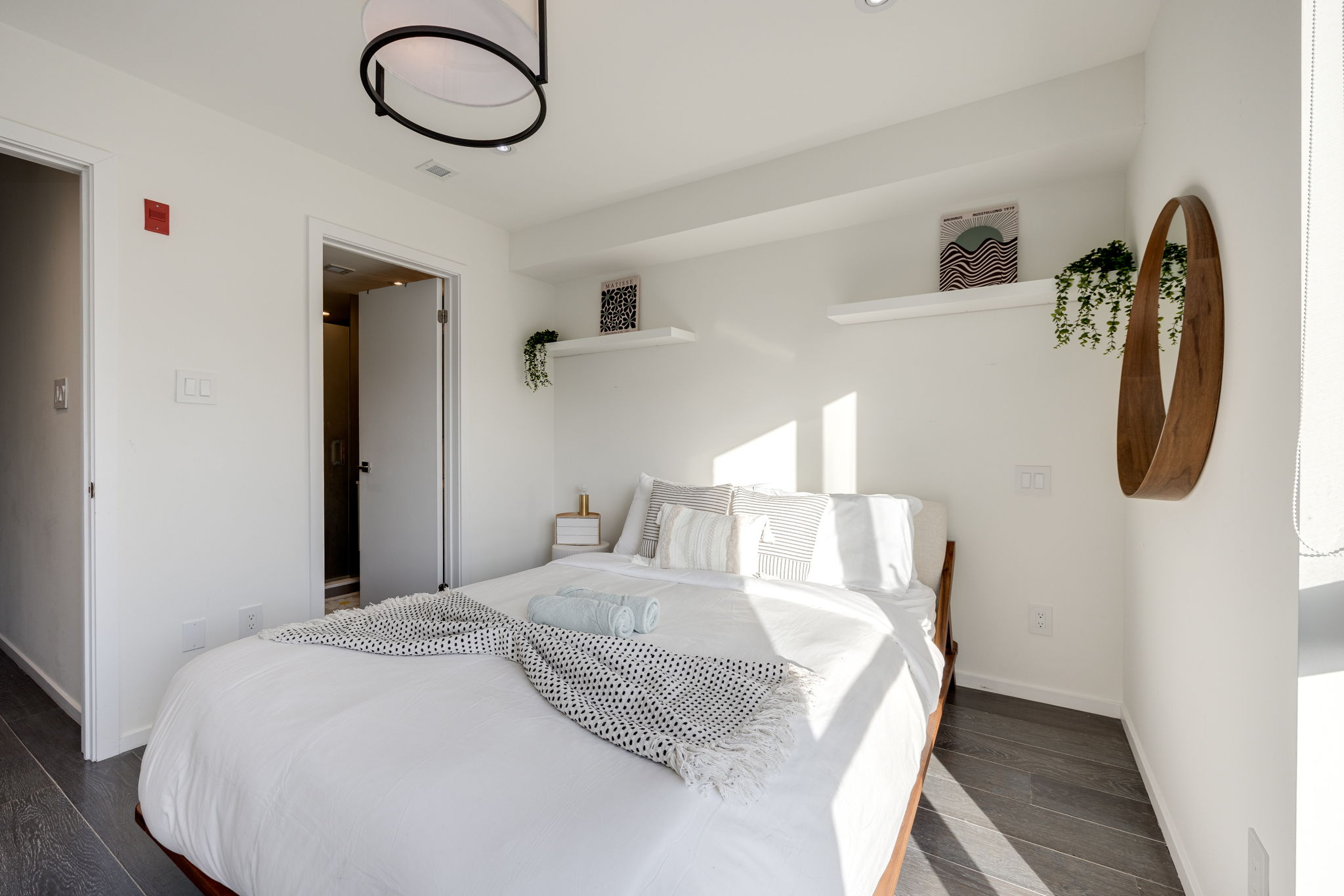 Toronto property showcase — delivered property photograph 14