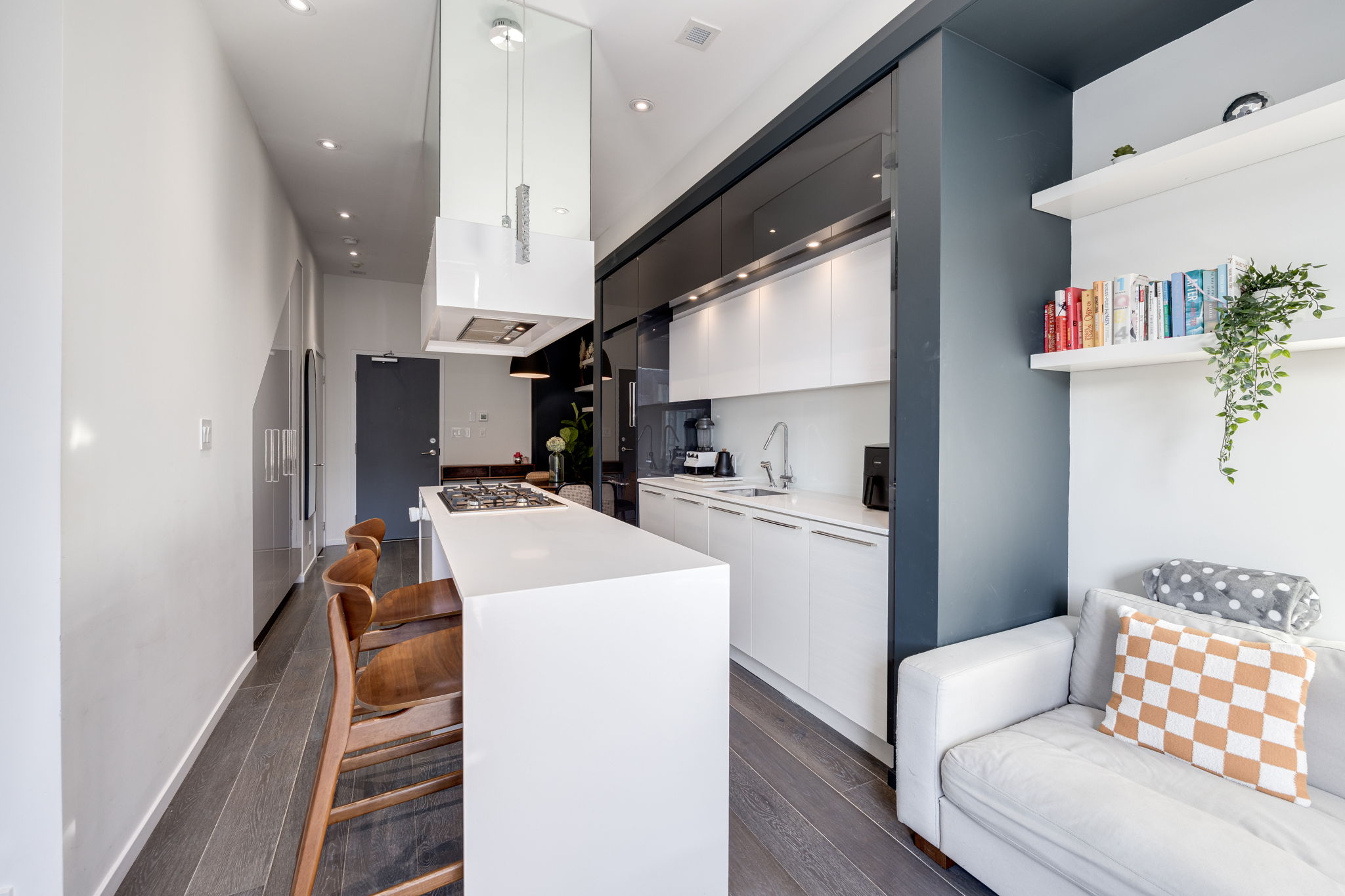 Toronto property showcase — delivered property photograph 5