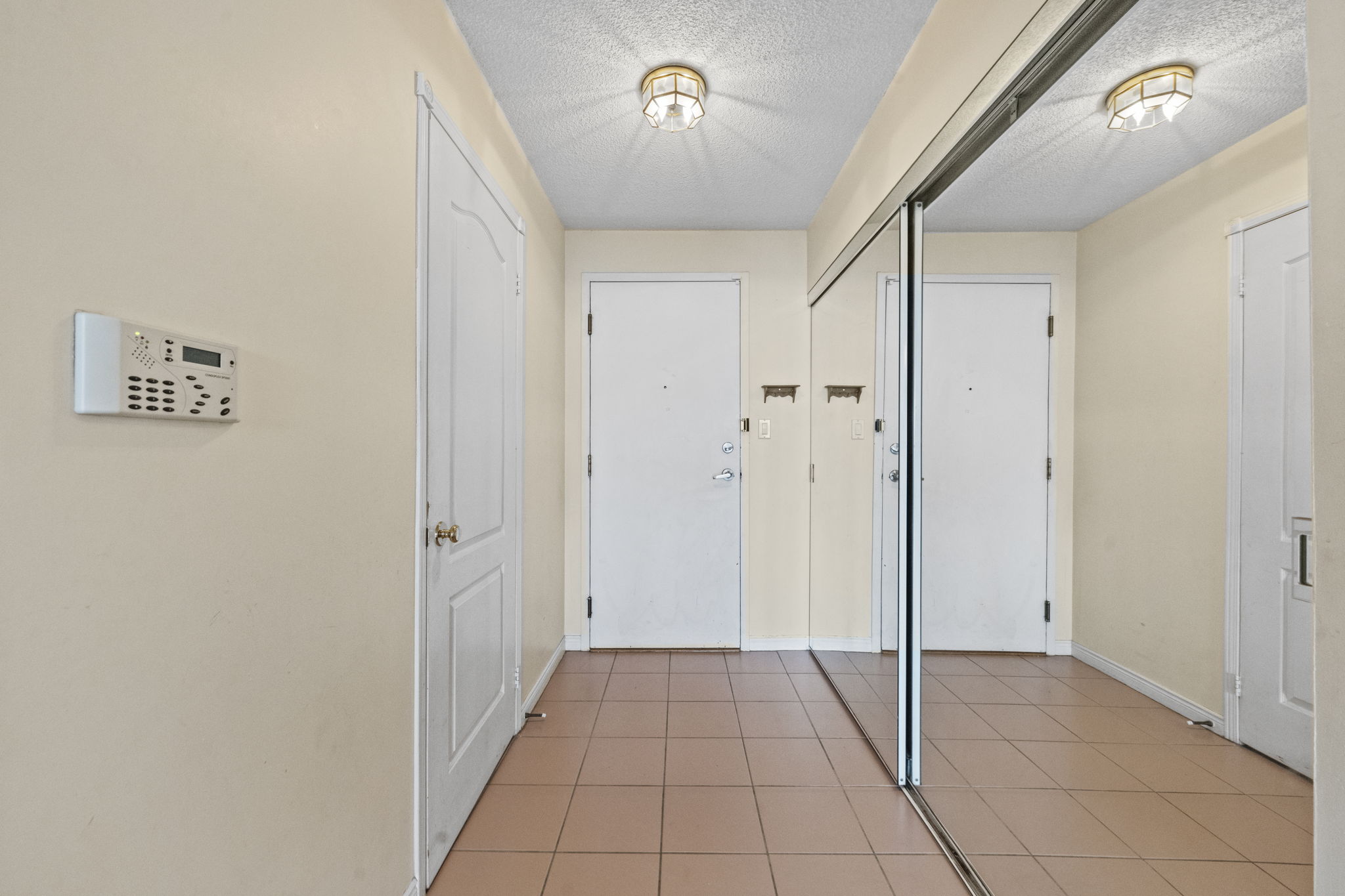 850 Steeles Ave W Unit 501 Vaughan, ON L4J 8E7
