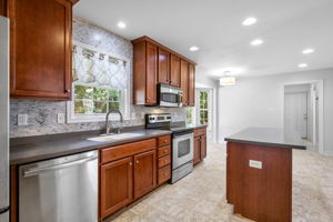 14-Kitchen
